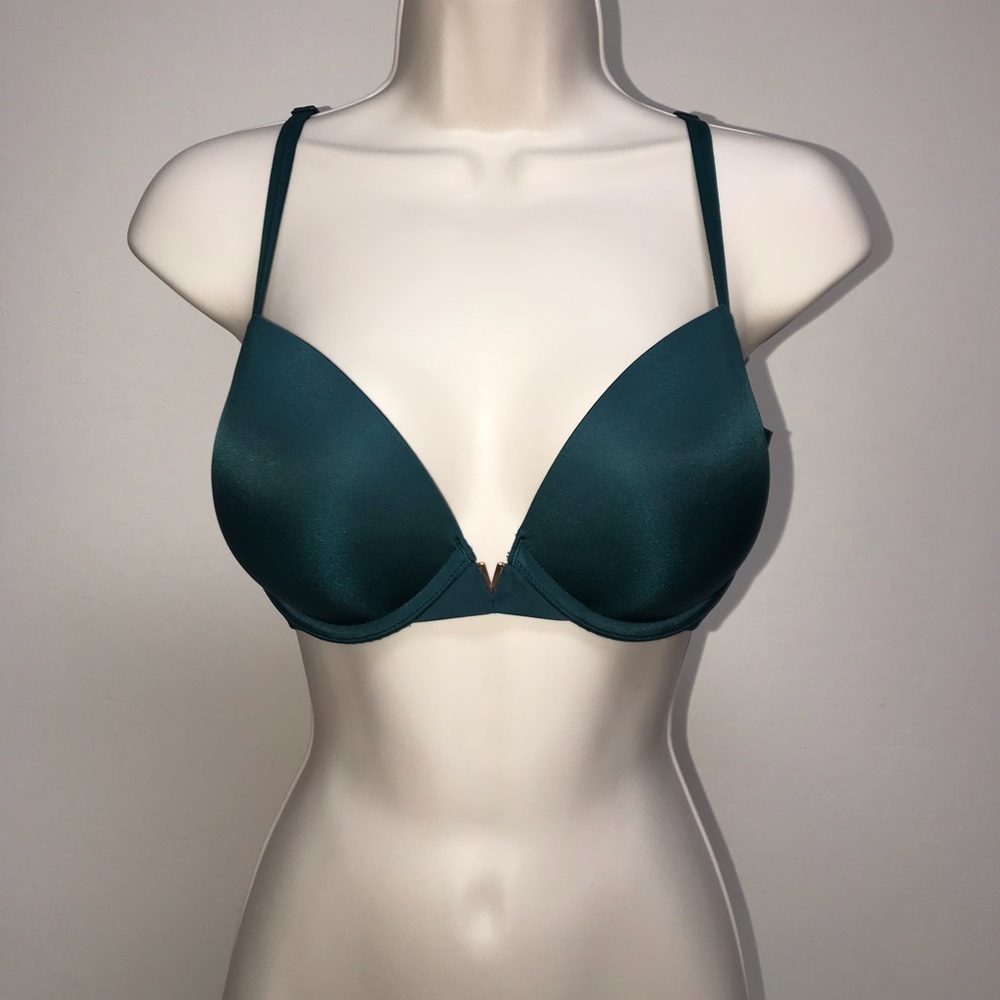 Victoria’s Secret push up bra